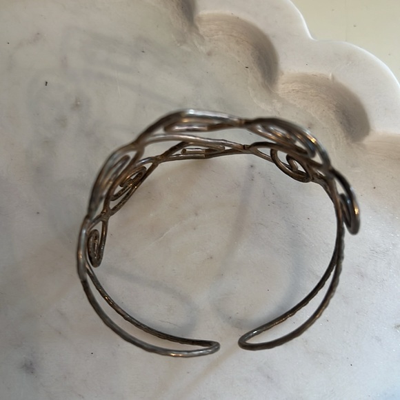 Women Vinatge Cuff Bracelet - Picture 7 of 9